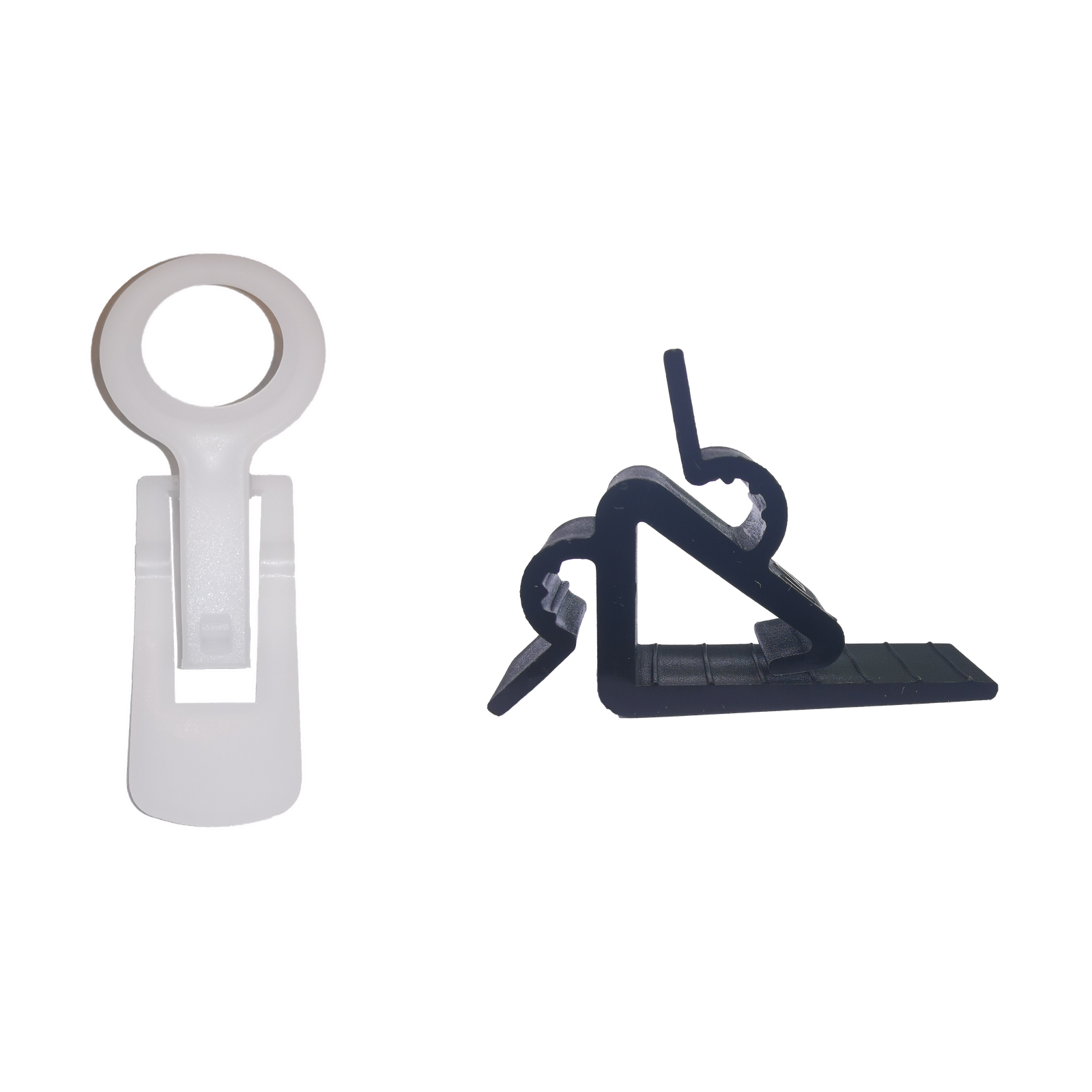 Commercial Christmas light clips for C9 lighting